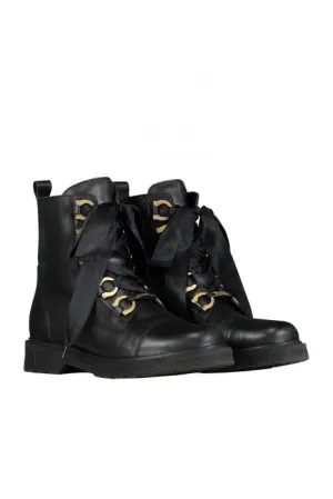NIKKIE boots met satijnen veters